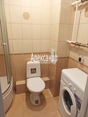 Продам однокомнатную (1-комн.) квартиру, Заречная ул, 11к2, Парголово п
