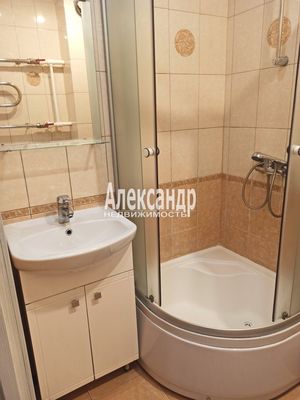 Продам однокомнатную (1-комн.) квартиру, Заречная ул, 11к2, Парголово п