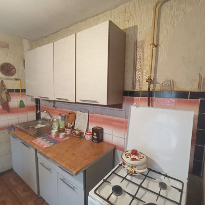 Продам двухкомнатную (2-комн.) квартиру, Победы ул, 15, Майкоп г