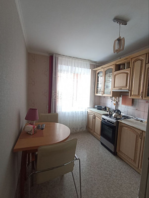 Продам трехкомнатную (3-комн.) квартиру, Ленина ул, 23, Майкоп г