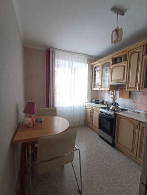 Продам трехкомнатную (3-комн.) квартиру, Ленина ул, 23, Майкоп г