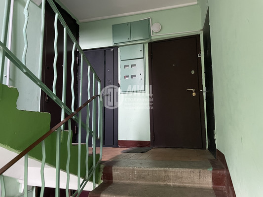 Продам двухкомнатную (2-комн.) квартиру, Фабричная ул, 5, Калининец рп