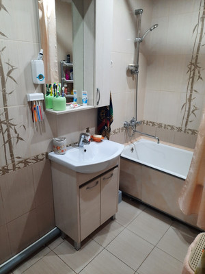 Продам однокомнатную (1-комн.) квартиру, Красносельское (Горелово тер.) ш, 56к1, Санкт-Петербург г