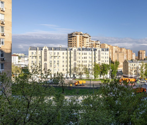 Продам многокомнатную квартиру, 1-й Гончарный пер, 7, Москва г