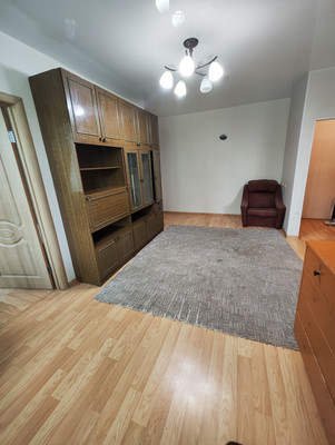 Продам трехкомнатную (3-комн.) квартиру, Черных ул, 1, Нижний Тагил г