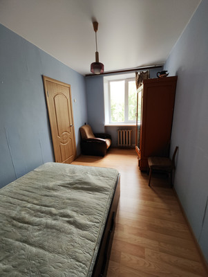 Продам трехкомнатную (3-комн.) квартиру, Черных ул, 1, Нижний Тагил г
