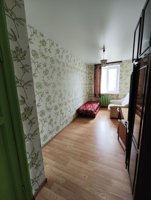 Продам трехкомнатную (3-комн.) квартиру, Черных ул, 1, Нижний Тагил г