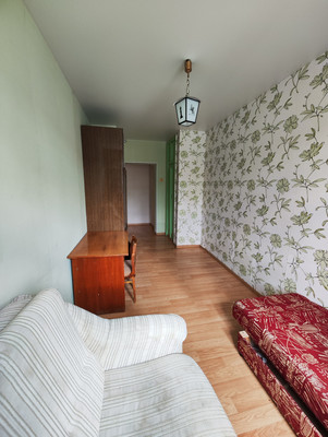 Продам трехкомнатную (3-комн.) квартиру, Черных ул, 1, Нижний Тагил г