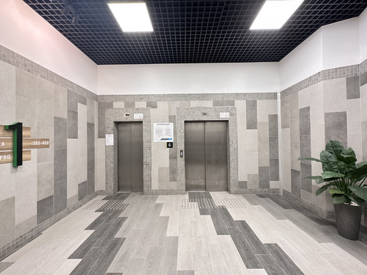 Продам трехкомнатную (3-комн.) квартиру, Измайловский б-р, 4к1, Санкт-Петербург г