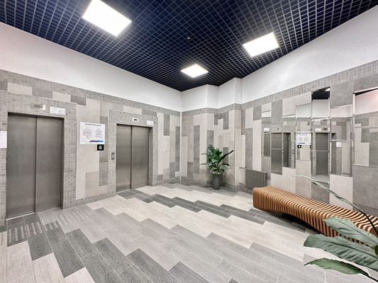 Продам трехкомнатную (3-комн.) квартиру, Измайловский б-р, 4к1, Санкт-Петербург г