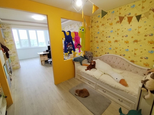 Продам трехкомнатную (3-комн.) квартиру, Таганрогская ул, 120к2, Ростов-на-Дону г