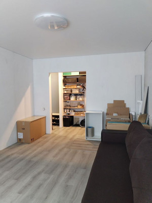 Продам трехкомнатную (3-комн.) квартиру, Таганрогская ул, 120к2, Ростов-на-Дону г