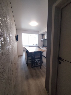 Продам трехкомнатную (3-комн.) квартиру, Таганрогская ул, 120к2, Ростов-на-Дону г
