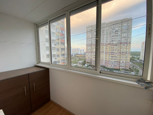 Продам однокомнатную (1-комн.) квартиру, Петренко ул, 18, Ростов-на-Дону г