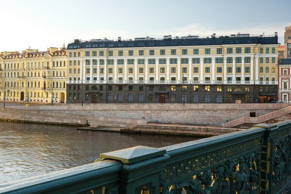 Продам однокомнатную (1-комн.) квартиру, Воскресенская наб, 32, Санкт-Петербург г