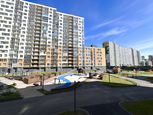 Продам однокомнатную (1-комн.) квартиру, Ручьевский пр-кт, 15, Мурино п