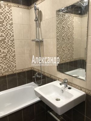 Продам однокомнатную (1-комн.) квартиру, Авиаторов Балтики пр-кт, 29к2, Мурино п