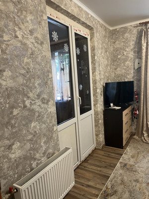 Продам трехкомнатную (3-комн.) квартиру, Школьная ул, 1/3, Ростов-на-Дону г
