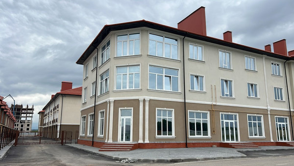 Продам однокомнатную (1-комн.) квартиру, имени Гагарина Юрия Алексеевича ул, 1к4, Баксан г