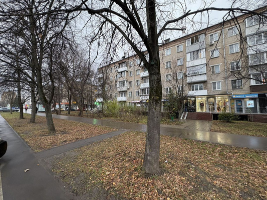 Продам торговое помещение 30,5 м2, 2-я Владимирская ул, 32к1, Москва г