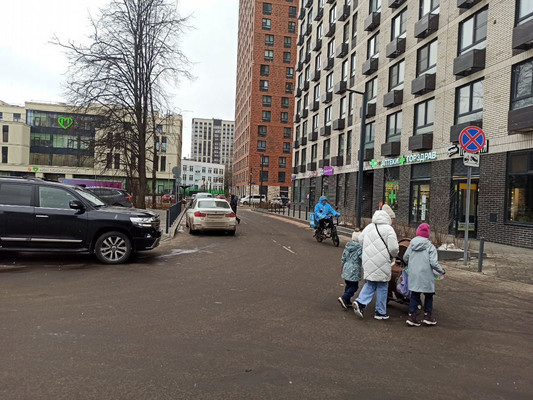 Продам торговое помещение 46,2 м2, Академика Павлова ул, 38к1, Москва г