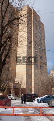 Продам однокомнатную (1-комн.) квартиру, Лавочкина ул, 50к2, Москва г