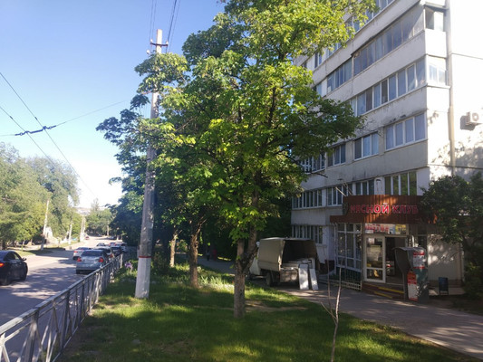 Продам двухкомнатную (2-комн.) квартиру, Кечкеметская ул, 89, Симферополь г