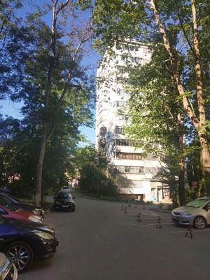 Продам двухкомнатную (2-комн.) квартиру, Кечкеметская ул, 89, Симферополь г