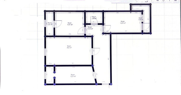 Продам трехкомнатную (3-комн.) квартиру, Калинина ул, 250кБ, Нальчик г