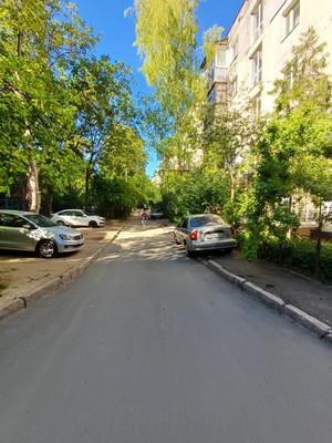 Продам трехкомнатную (3-комн.) квартиру, Заводской пер, 44, Симферополь г