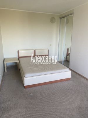 Продам однокомнатную (1-комн.) квартиру, Морская наб, 9, Санкт-Петербург г