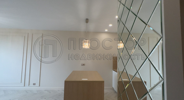 Продам однокомнатную (1-комн.) квартиру, Очаковское ш, 9А, Москва г