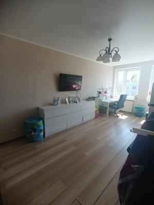 Продам трехкомнатную (3-комн.) квартиру, Мира ул, 2, Калининград г