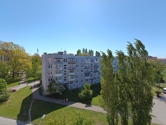 Продам трехкомнатную (3-комн.) квартиру, Мира ул, 2, Калининград г