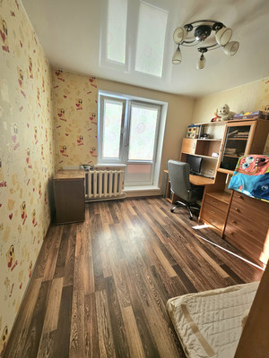 Продам двухкомнатную (2-комн.) квартиру, 19, Лесное п