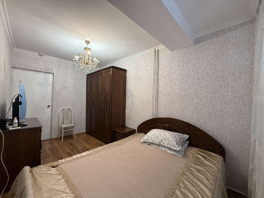 Продам двухкомнатную (2-комн.) квартиру, Эльбрусская ул, 19, Нальчик г