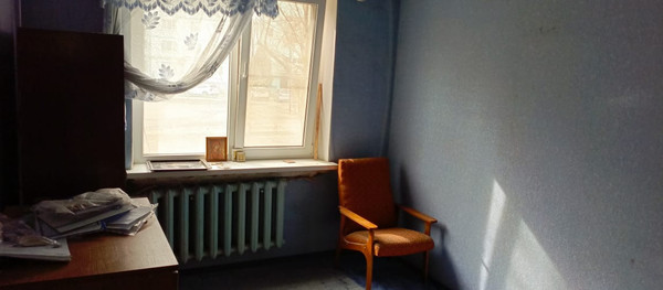 Продам трехкомнатную (3-комн.) квартиру, Таганрогская ул, 124/2, Ростов-на-Дону г