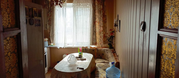 Продам трехкомнатную (3-комн.) квартиру, Таганрогская ул, 124/2, Ростов-на-Дону г