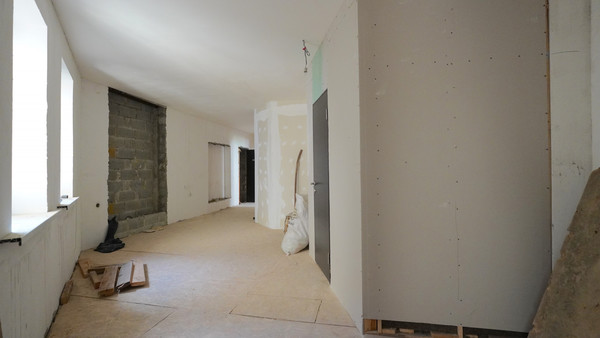 Продам торговое помещение 5 202 м2, Юности пр-кт, 18А, Ставрополь г
