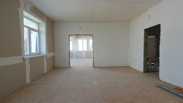 Продам торговое помещение 5 202 м2, Юности пр-кт, 18А, Ставрополь г