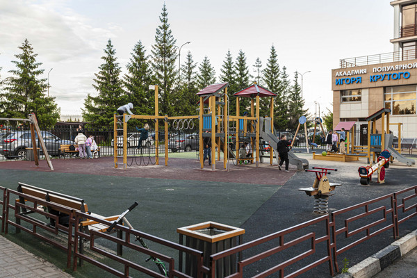 Продам двухкомнатную (2-комн.) квартиру, Габдуллы Кариева ул, 10, Казань г