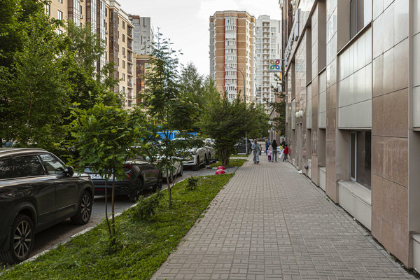 Продам двухкомнатную (2-комн.) квартиру, Габдуллы Кариева ул, 10, Казань г