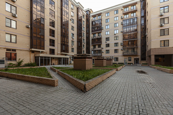 Продам двухкомнатную (2-комн.) квартиру, Габдуллы Кариева ул, 10, Казань г