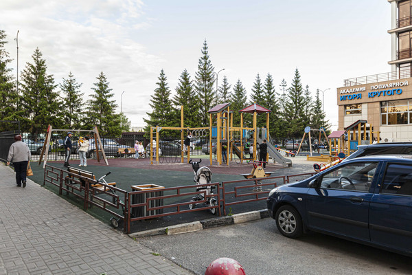 Продам двухкомнатную (2-комн.) квартиру, Габдуллы Кариева ул, 10, Казань г
