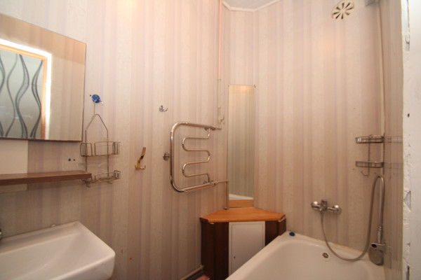 Продам двухкомнатную (2-комн.) квартиру, Алексеевская ул, 4, Нижний Новгород г