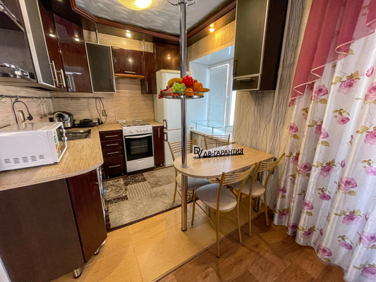 Продам однокомнатную (1-комн.) квартиру, 2-й Микрорайон ул, 26, Эльбан рп
