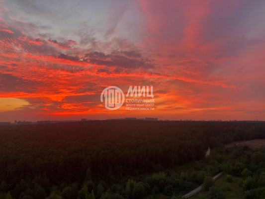 Продам трехкомнатную (3-комн.) квартиру, Варшавское ш, 168к7, Москва г