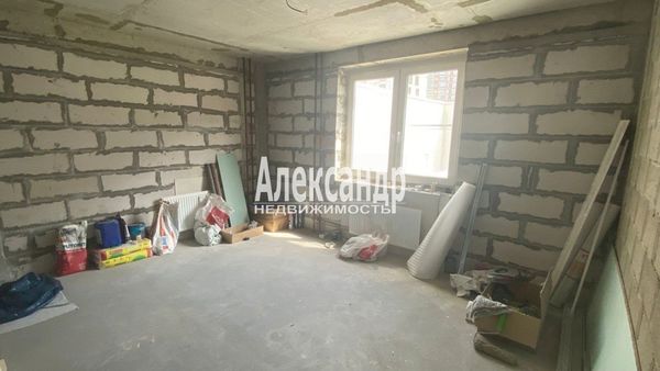 Продам двухкомнатную (2-комн.) квартиру, Екатерининская ул, 12, Мурино п