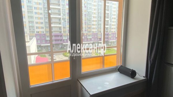 Продам двухкомнатную (2-комн.) квартиру, Екатерининская ул, 12, Мурино п