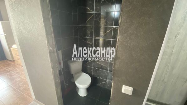 Продам двухкомнатную (2-комн.) квартиру, Екатерининская ул, 12, Мурино п